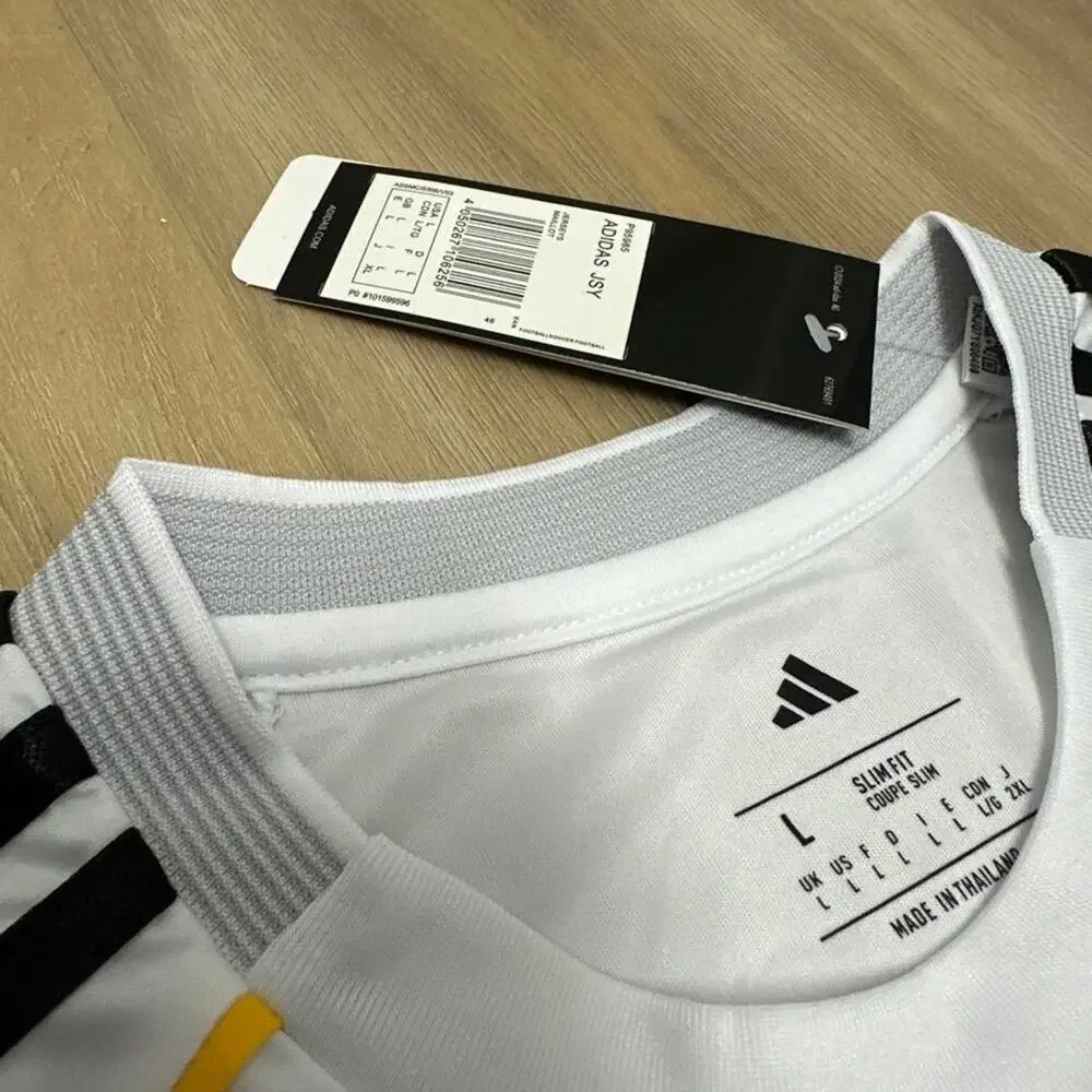Real Madrid 2025-2026 Home Kit Jersey Football New With Tags Size L Militao